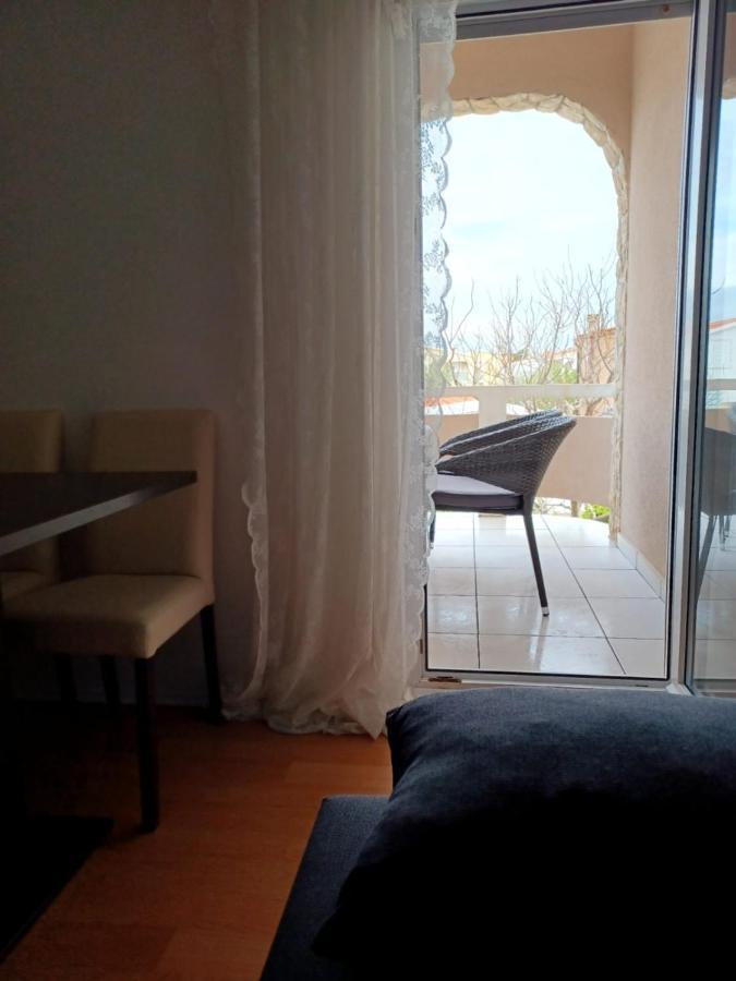 Doana Apartments Vir Exterior photo
