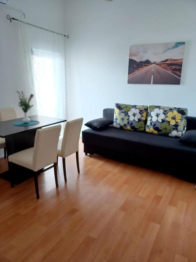 Doana Apartments Vir Exterior photo
