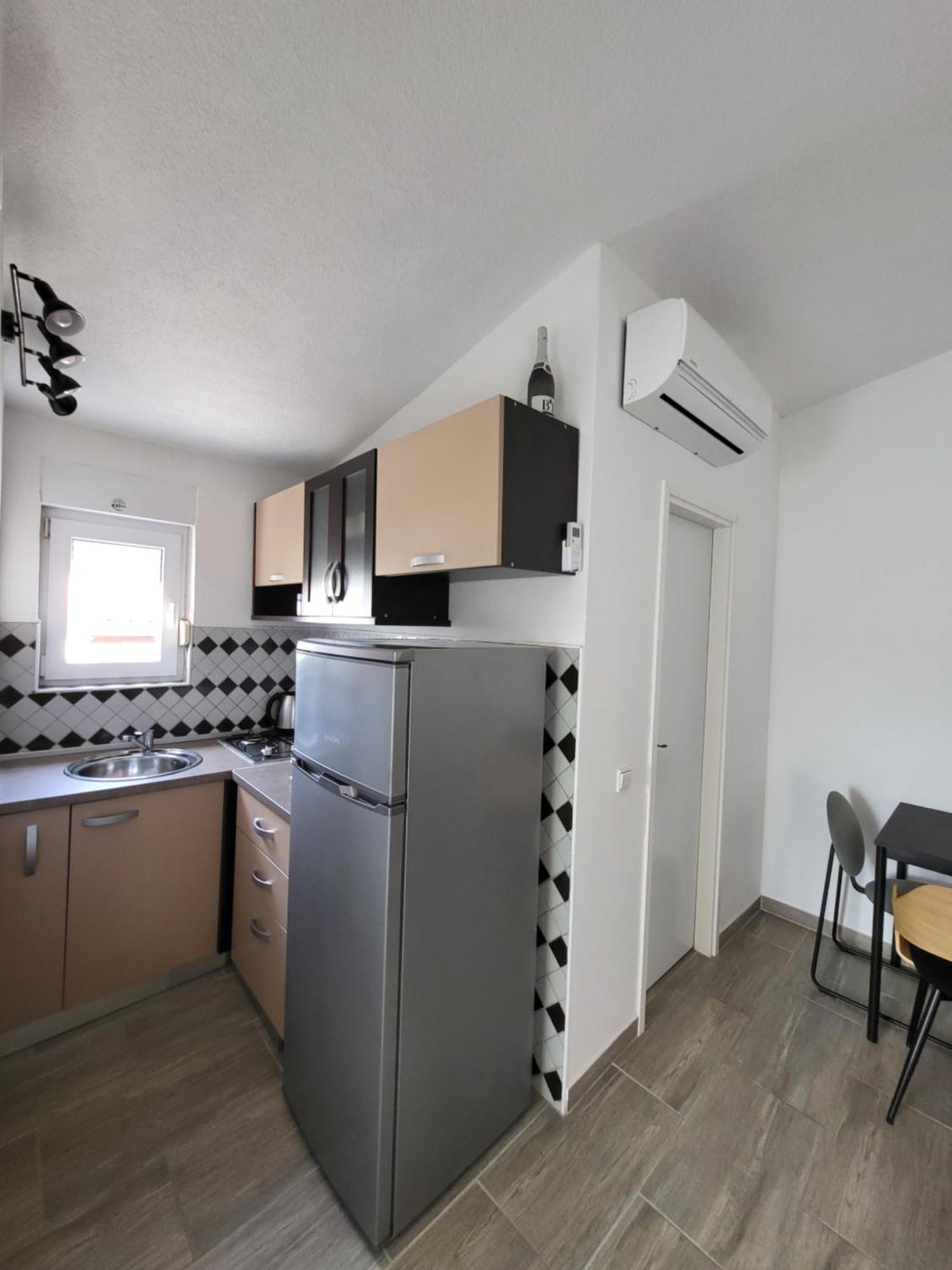 Doana Apartments Vir Exterior photo